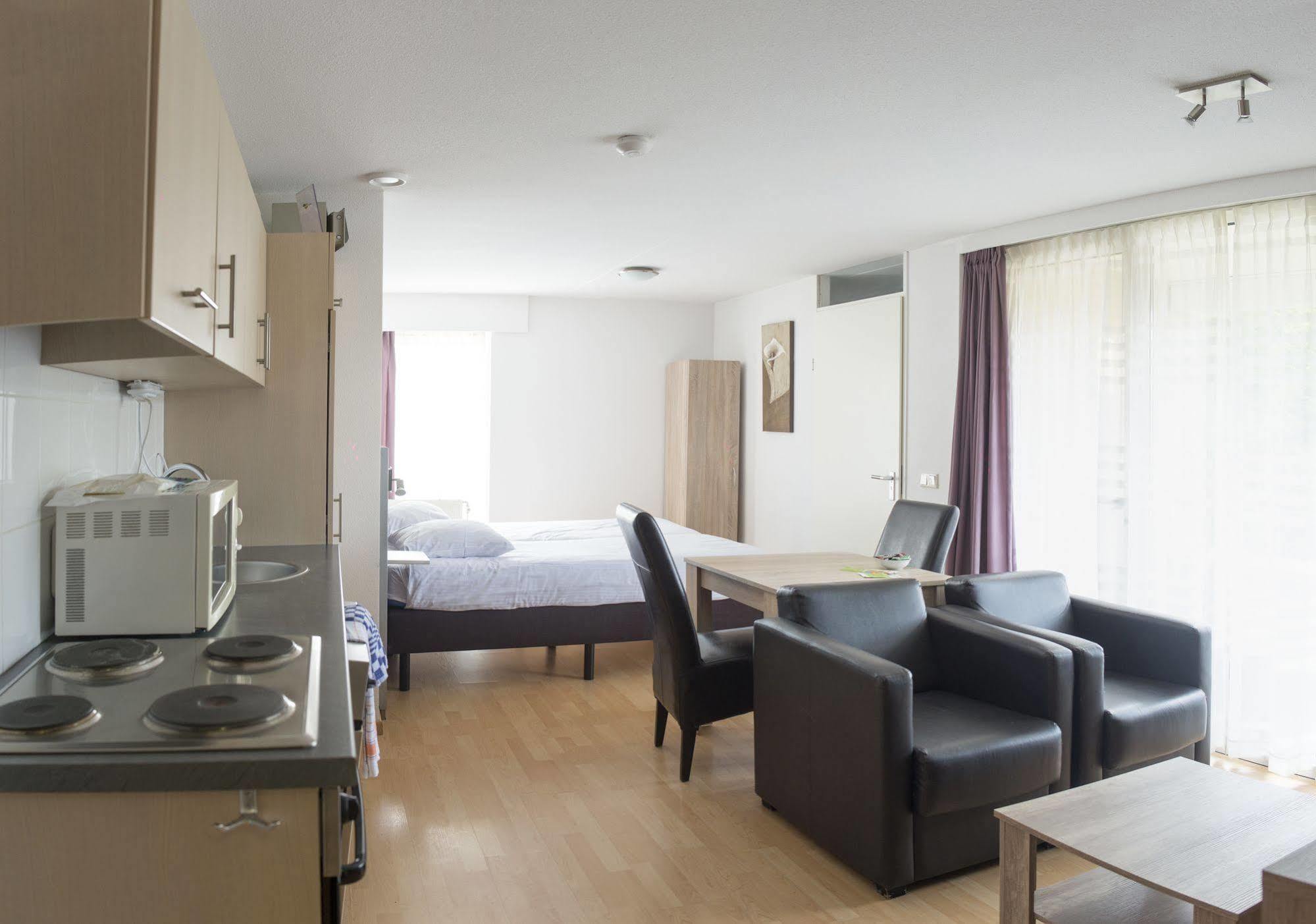Hotel & Appartementen - De Zeven Heuvelen 고스비크 외부 사진